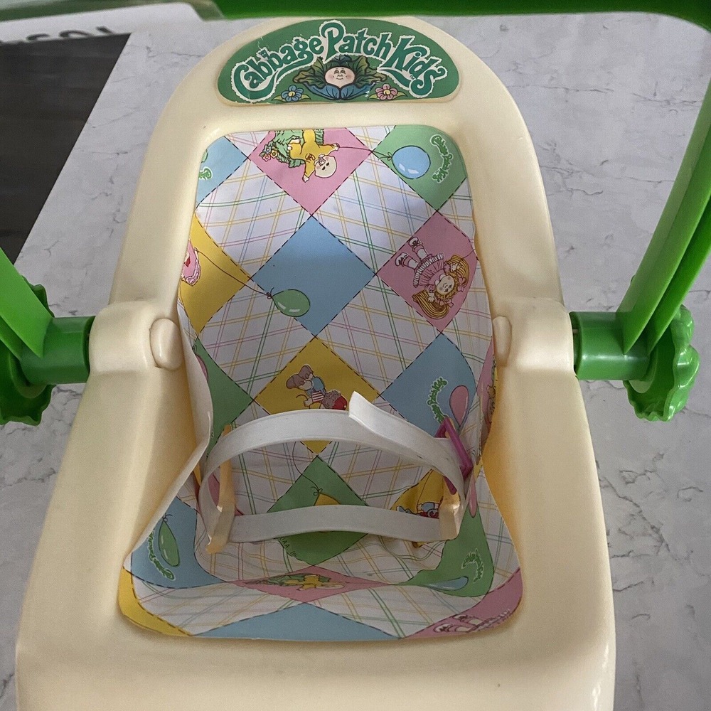 Vintage 1983 Coleco Cabbage Patch Kids Beige Green Plastic Doll Carrier